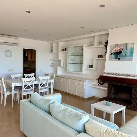 Breathtaking Beachfront House Villa Sueca