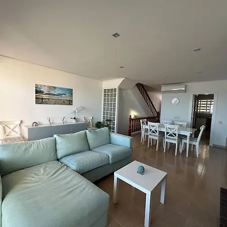 Villa Breathtaking Beachfront House