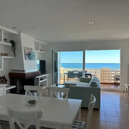 Breathtaking Beachfront House Villa Sueca